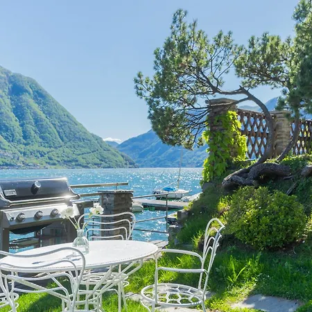 Villa Bianca - Front Pool *