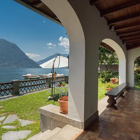 Villa Bianca - Front Pool